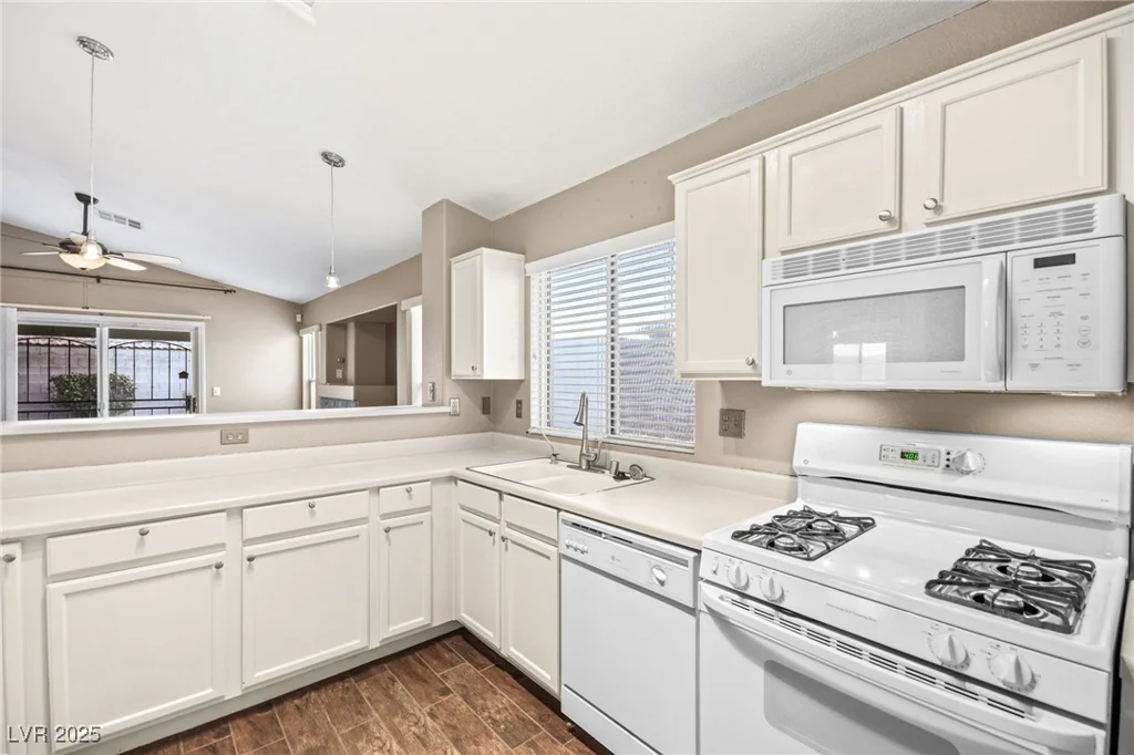 5804 Sassa, Las Vegas, NV 89130