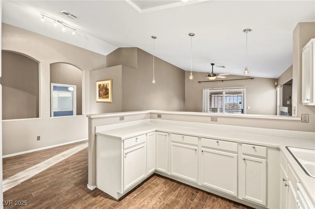 5804 Sassa, Las Vegas, NV 89130