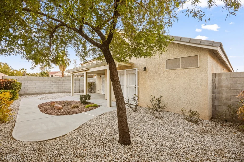 5804 Sassa, Las Vegas, NV 89130