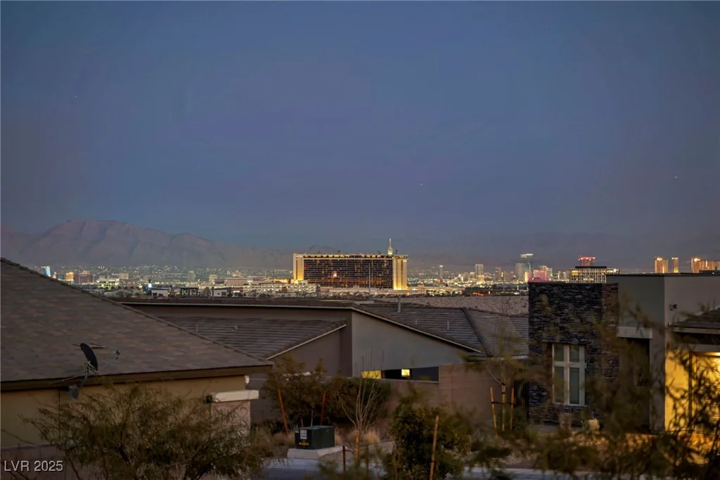 928 Calluna Hills, Las Vegas, NV 89138