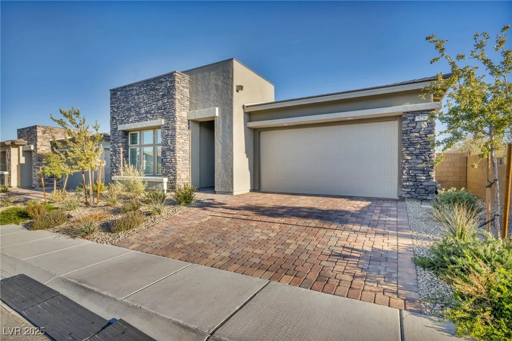 928 Calluna Hills, Las Vegas, NV 89138