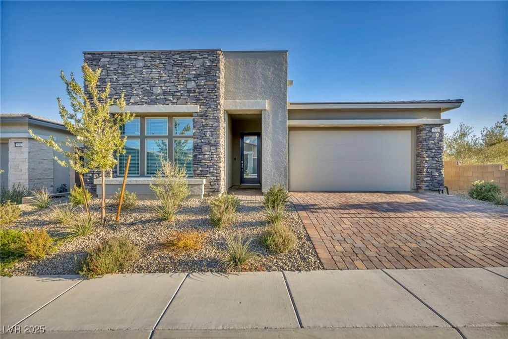 928 Calluna Hills, Las Vegas, NV 89138