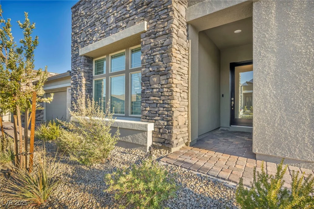 928 Calluna Hills, Las Vegas, NV 89138