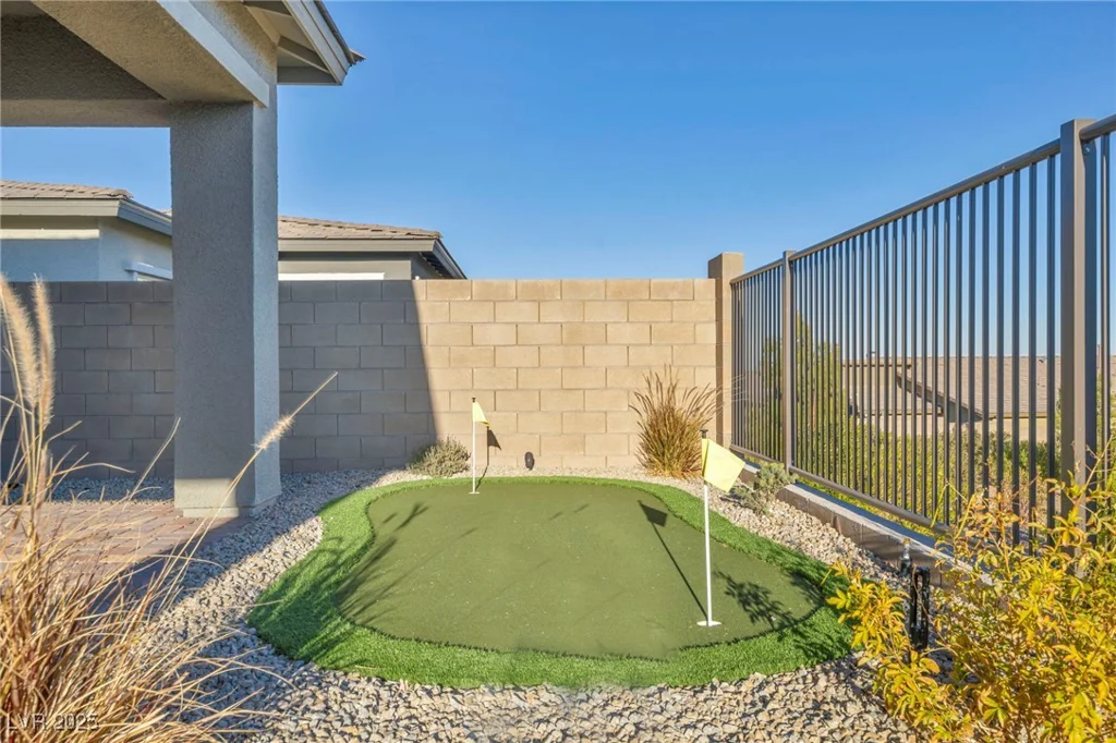 928 Calluna Hills, Las Vegas, NV 89138
