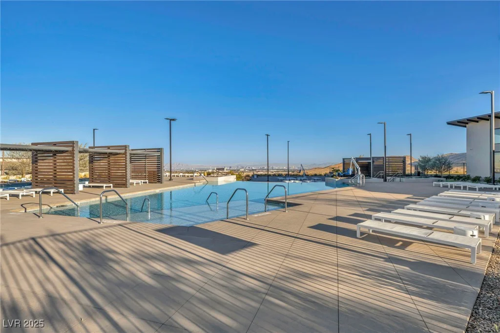 928 Calluna Hills, Las Vegas, NV 89138