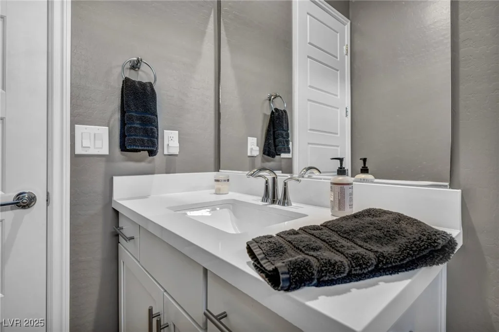 928 Calluna Hills, Las Vegas, NV 89138