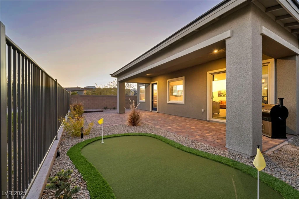 928 Calluna Hills, Las Vegas, NV 89138