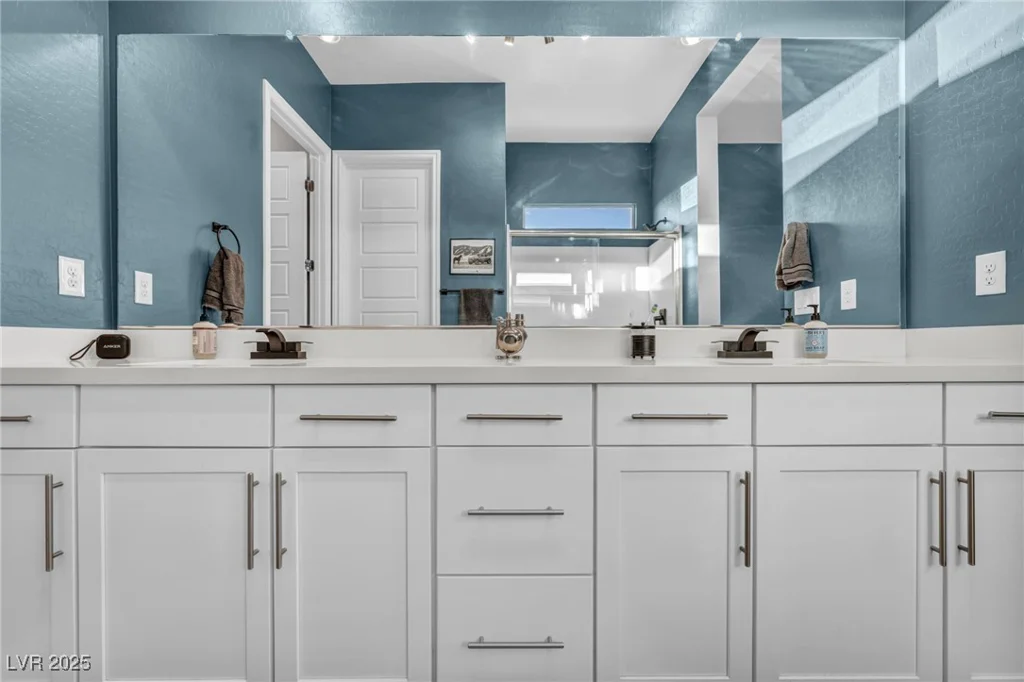 928 Calluna Hills, Las Vegas, NV 89138