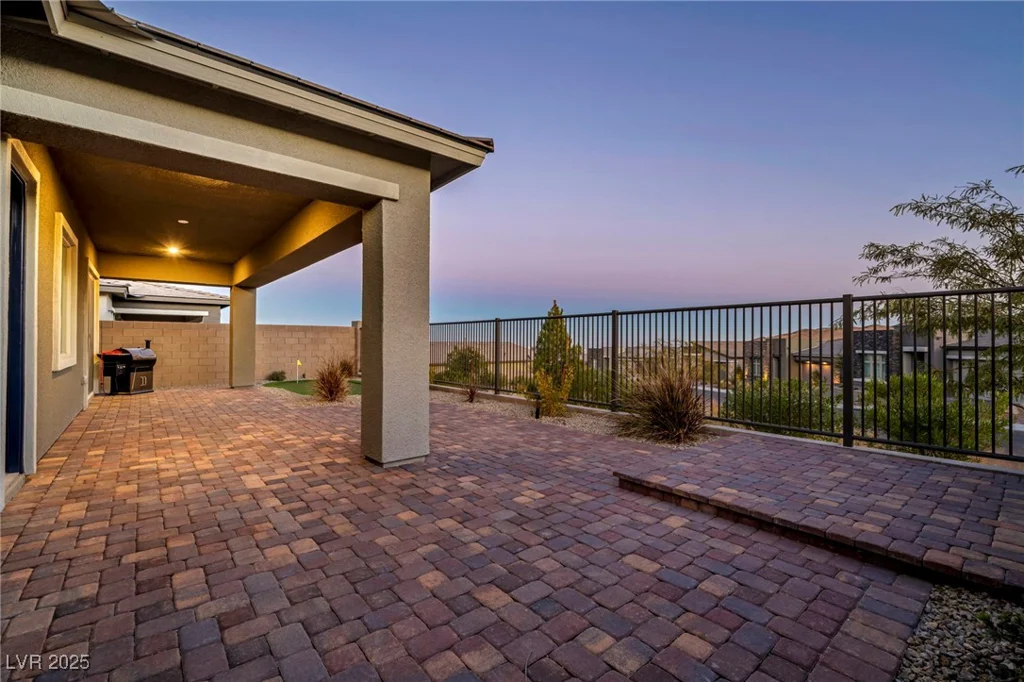 928 Calluna Hills, Las Vegas, NV 89138