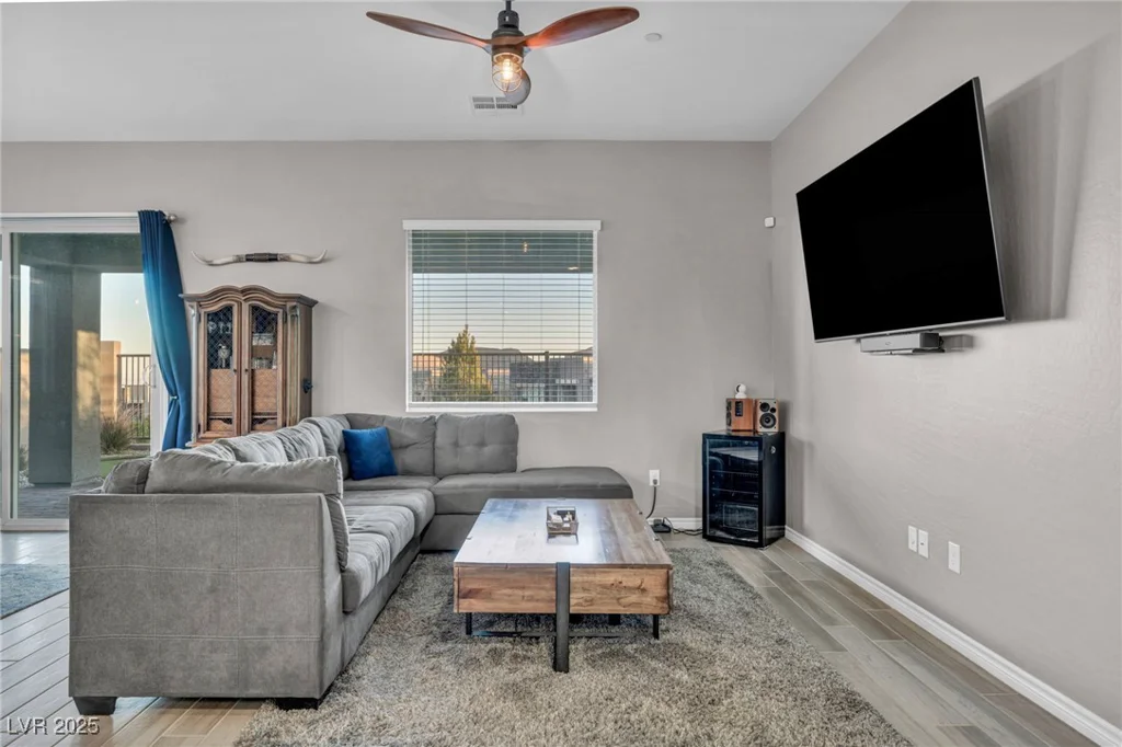 928 Calluna Hills, Las Vegas, NV 89138