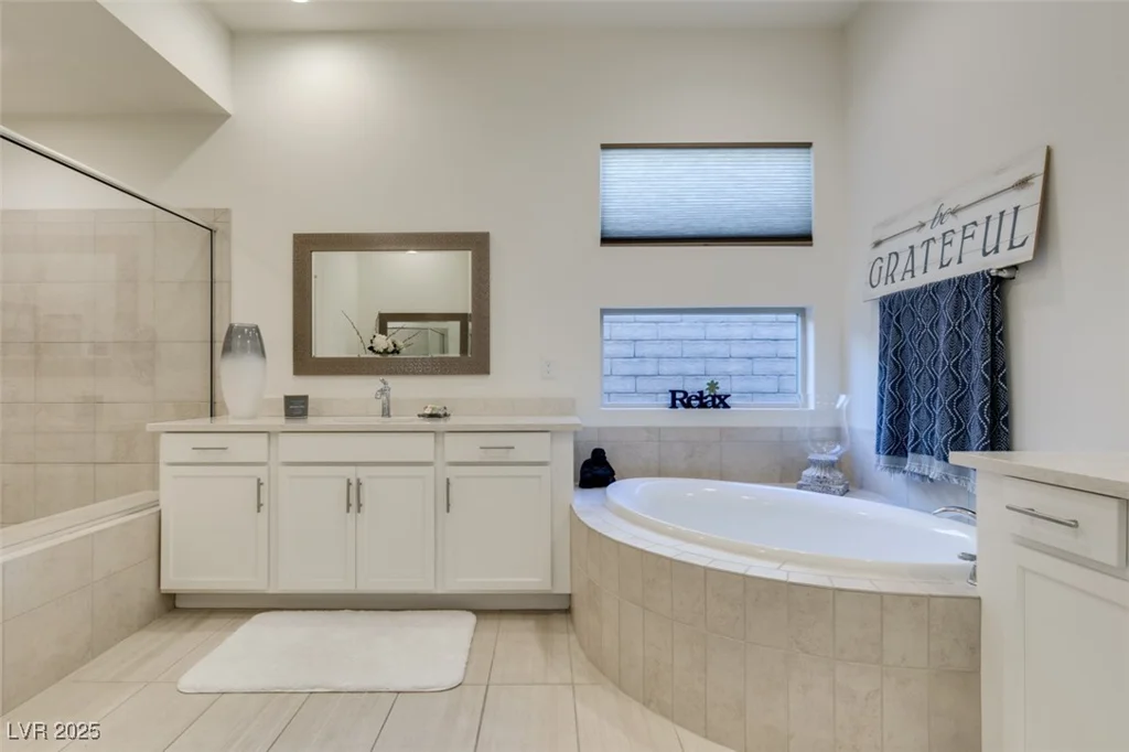 11130 Red Yucca, Las Vegas, NV 89138