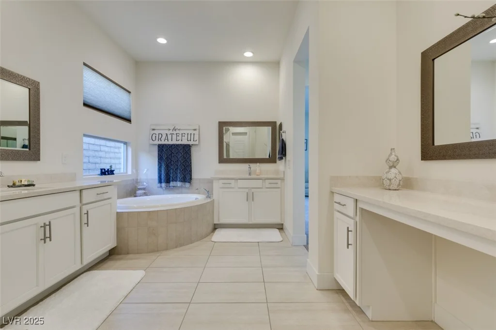 11130 Red Yucca, Las Vegas, NV 89138