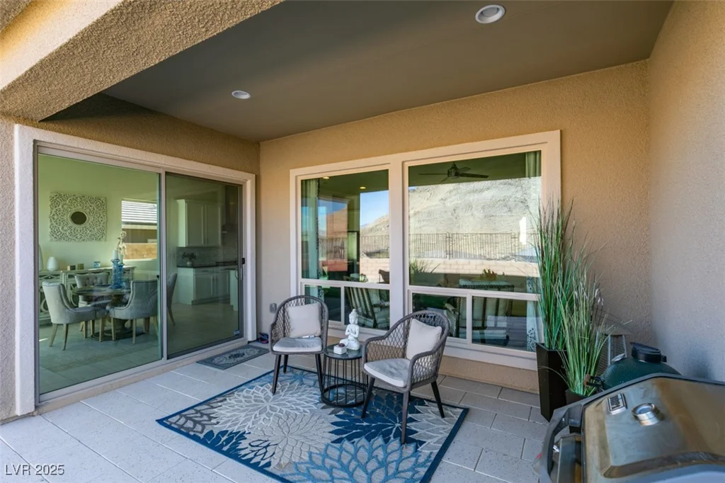 11130 Red Yucca, Las Vegas, NV 89138