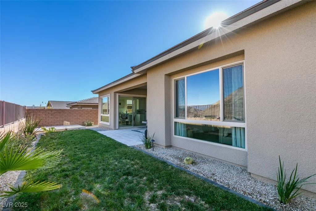 11130 Red Yucca, Las Vegas, NV 89138