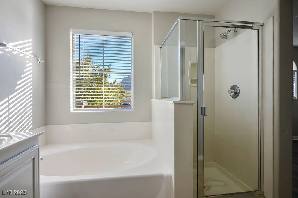 9328 Black Wolf, Las Vegas, NV 89178