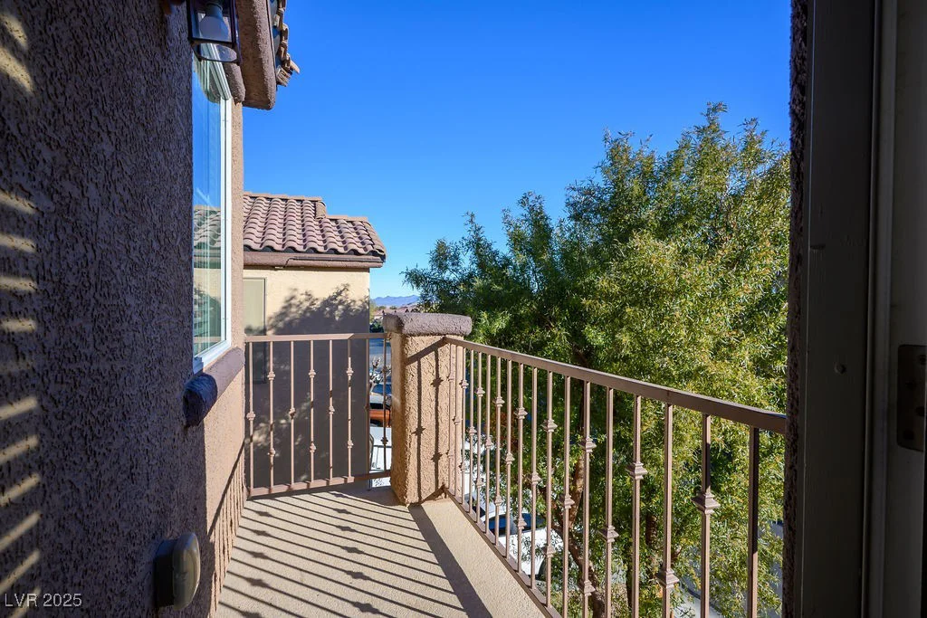 9328 Black Wolf, Las Vegas, NV 89178
