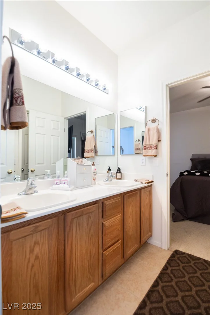 904 Kevin Baker, North Las Vegas, NV 89086