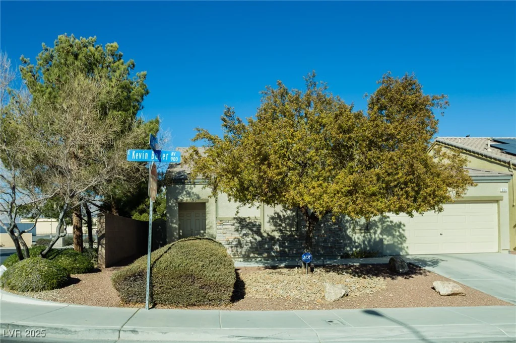 904 Kevin Baker, North Las Vegas, NV 89086