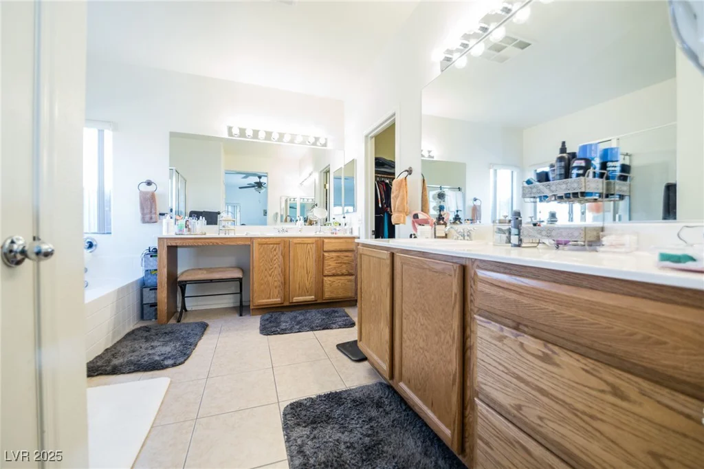 904 Kevin Baker, North Las Vegas, NV 89086