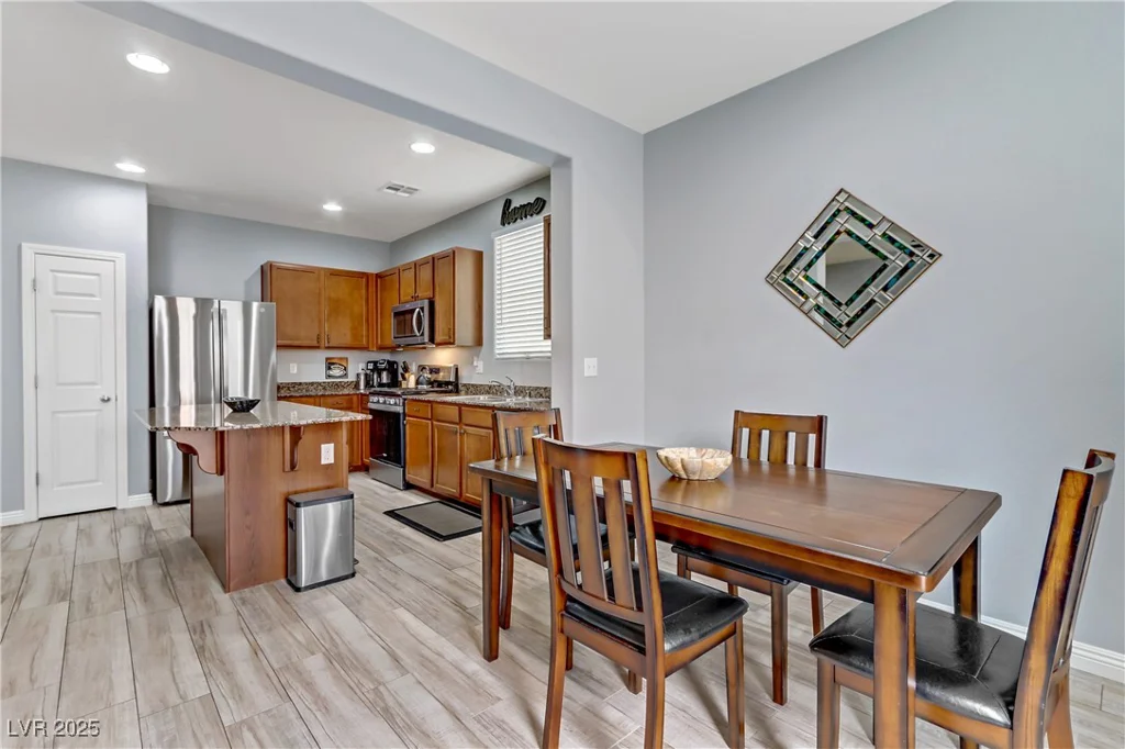 10810 Hunters Green, Las Vegas, NV 89166