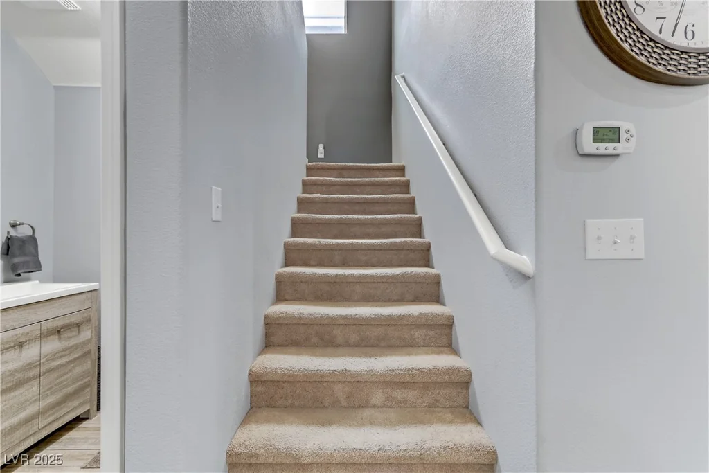 10810 Hunters Green, Las Vegas, NV 89166