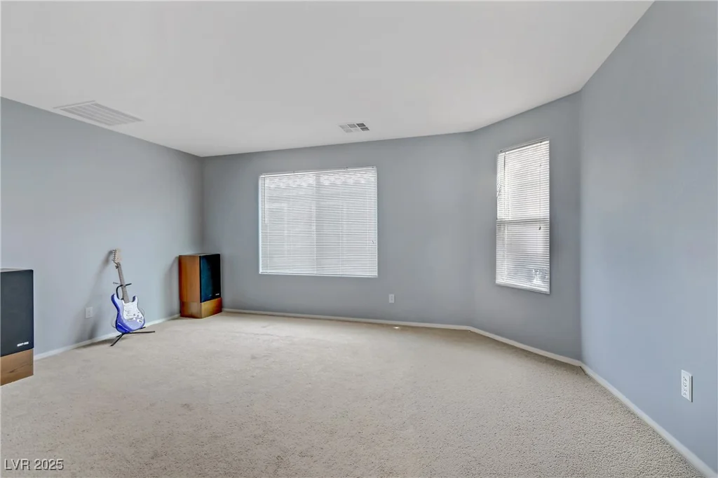 10810 Hunters Green, Las Vegas, NV 89166