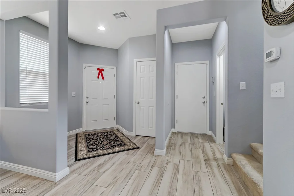 10810 Hunters Green, Las Vegas, NV 89166