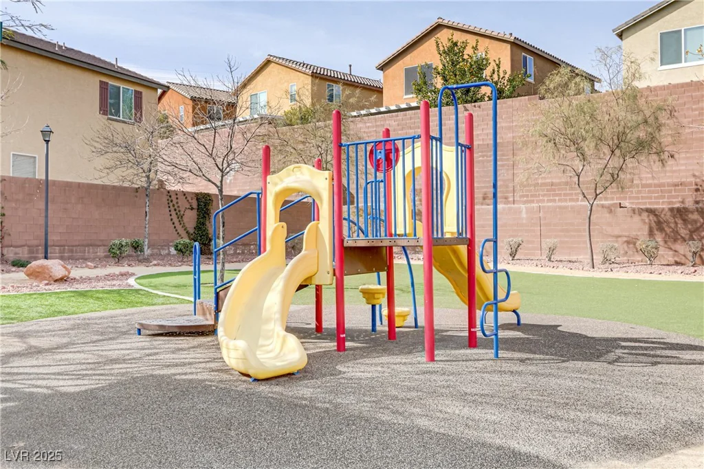 10810 Hunters Green, Las Vegas, NV 89166