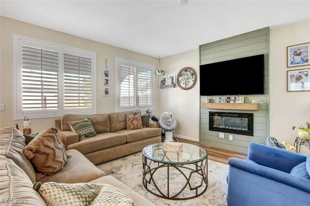 10456 Skye Knoll, Las Vegas, NV 89166