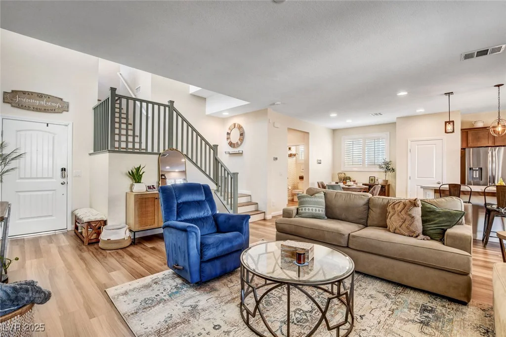 10456 Skye Knoll, Las Vegas, NV 89166
