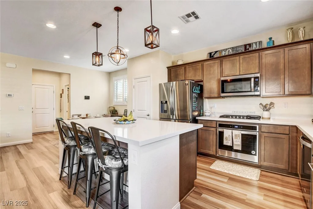 10456 Skye Knoll, Las Vegas, NV 89166