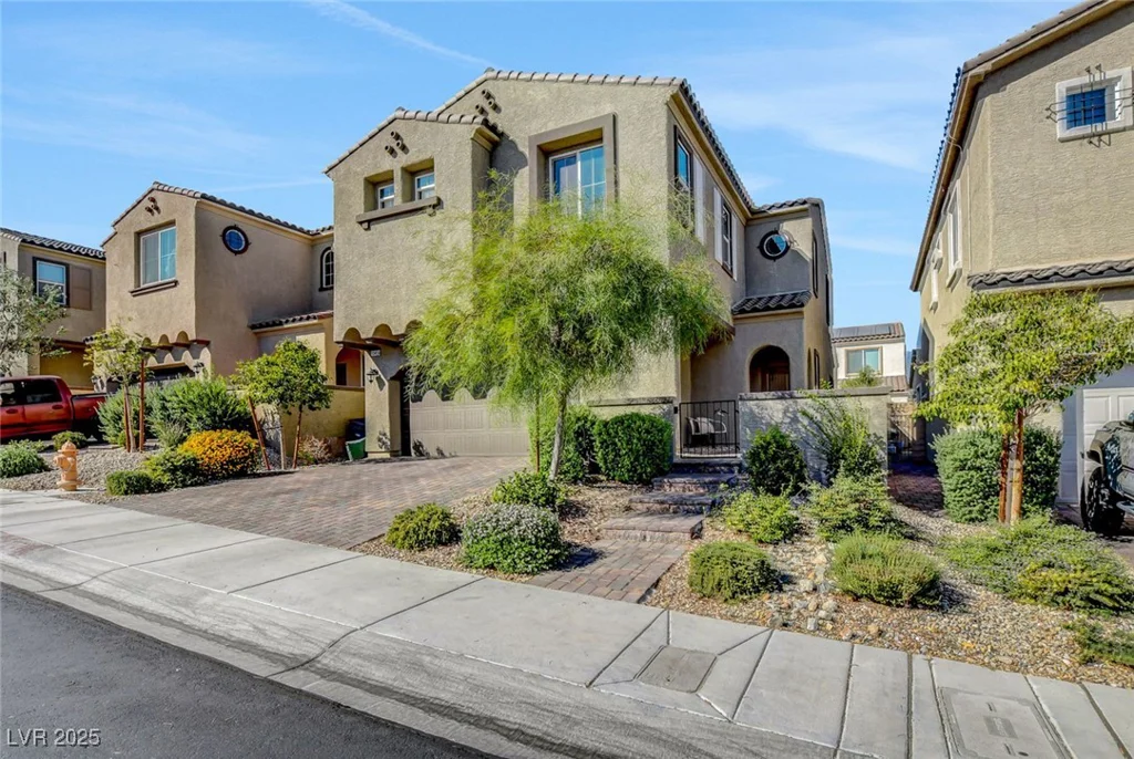 10456 Skye Knoll, Las Vegas, NV 89166