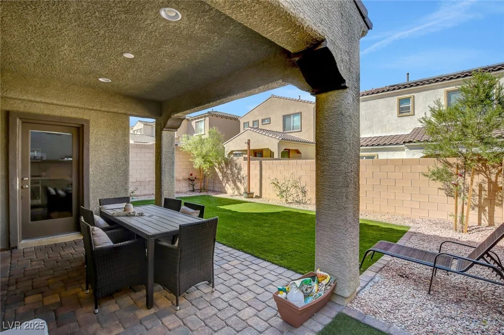 10456 Skye Knoll, Las Vegas, NV 89166