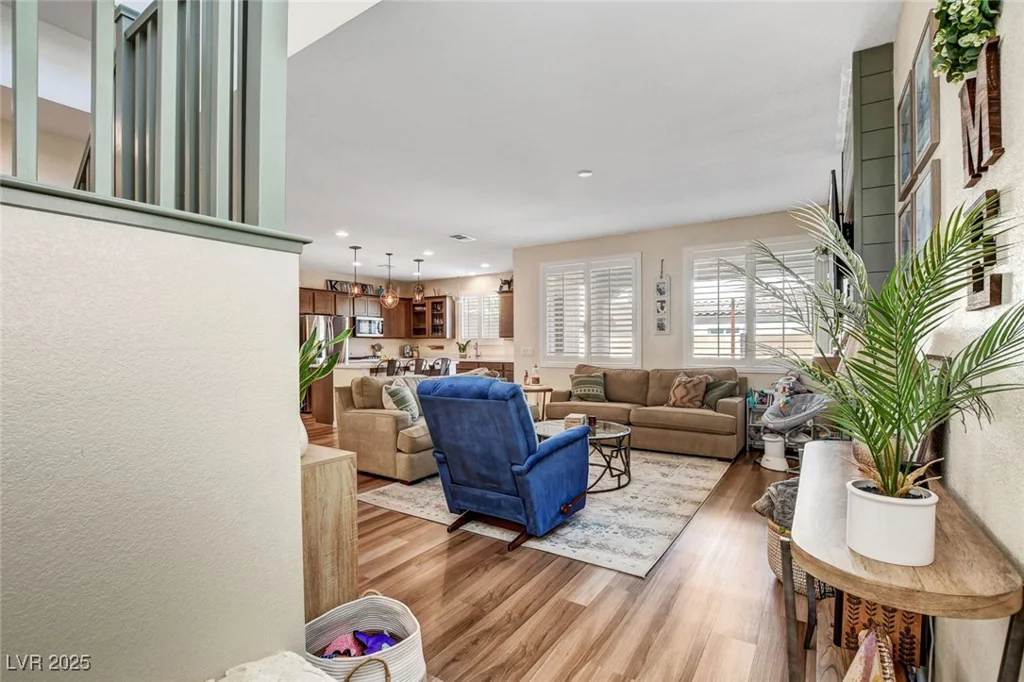 10456 Skye Knoll, Las Vegas, NV 89166
