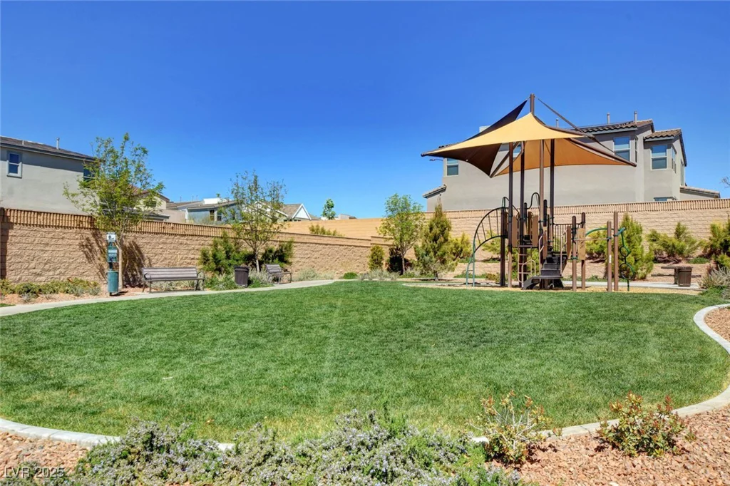 10456 Skye Knoll, Las Vegas, NV 89166