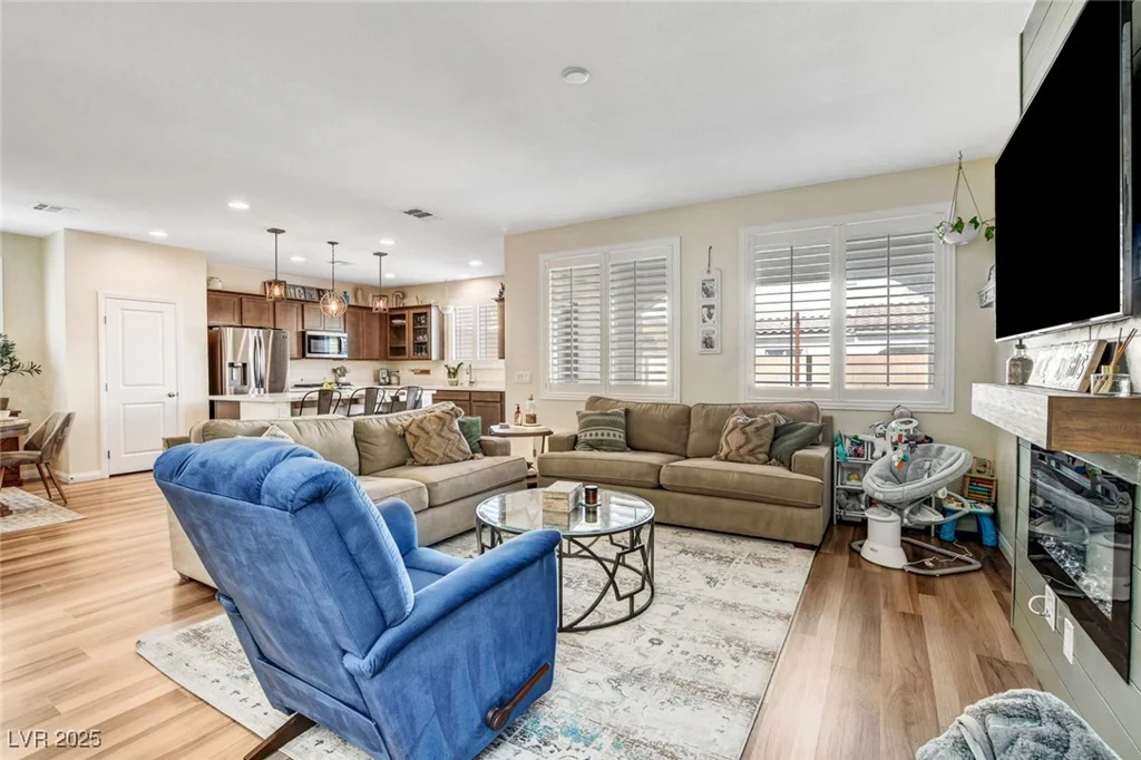 10456 Skye Knoll, Las Vegas, NV 89166