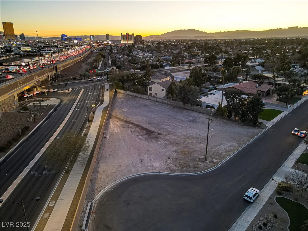 Silver, Las Vegas, NV 89102