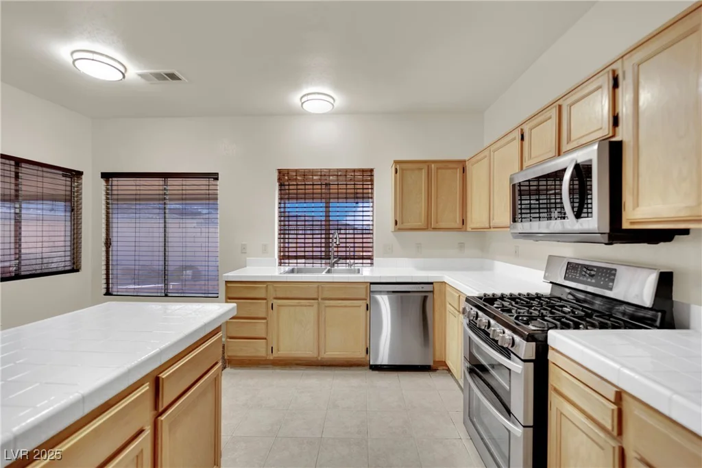 476 Tiger Lily, Henderson, NV 89015