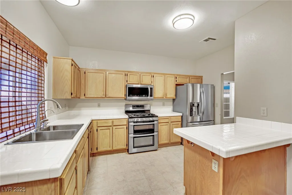 476 Tiger Lily, Henderson, NV 89015
