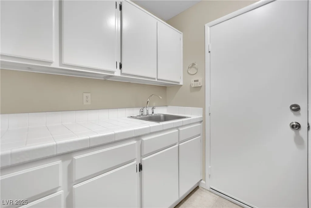 476 Tiger Lily, Henderson, NV 89015