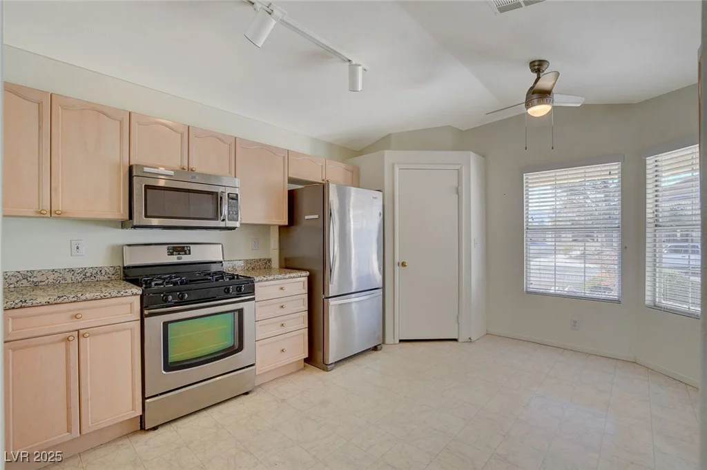 7300 Mountain Thicket, Las Vegas, NV 89131