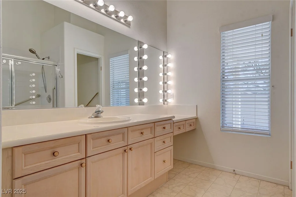 7300 Mountain Thicket, Las Vegas, NV 89131