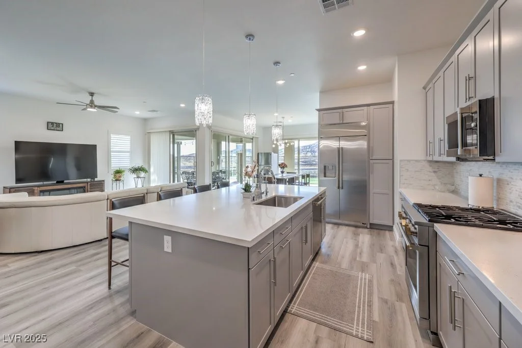 12437 Heritage Bend, Las Vegas, NV 89138