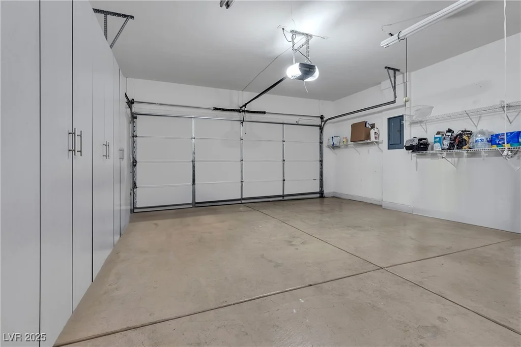 2101 Desert Woods, Henderson, NV 89012