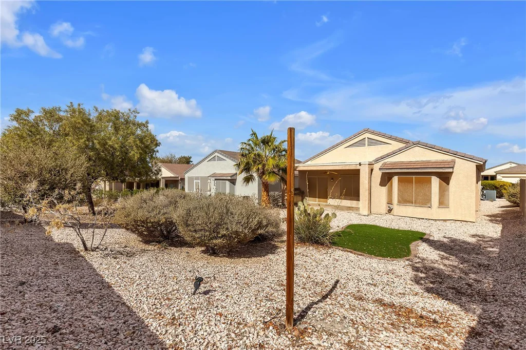 2101 Desert Woods, Henderson, NV 89012