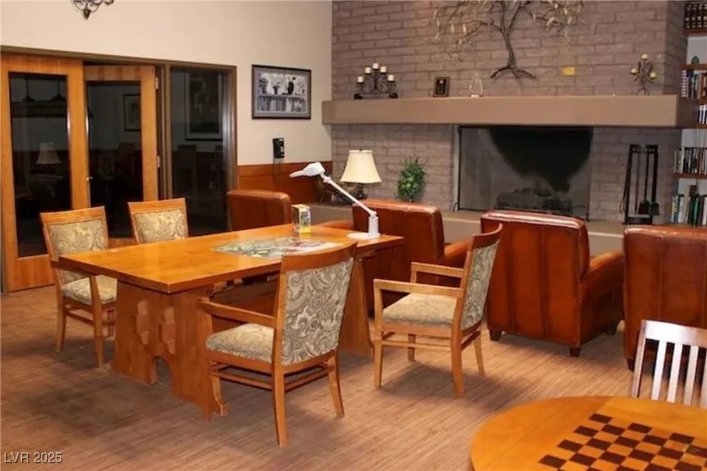 2101 Desert Woods, Henderson, NV 89012