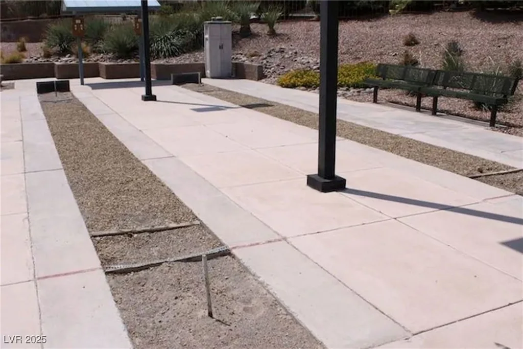2101 Desert Woods, Henderson, NV 89012