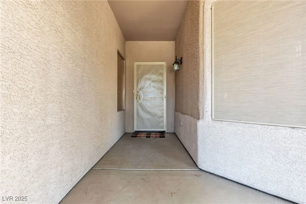 2101 Desert Woods, Henderson, NV 89012