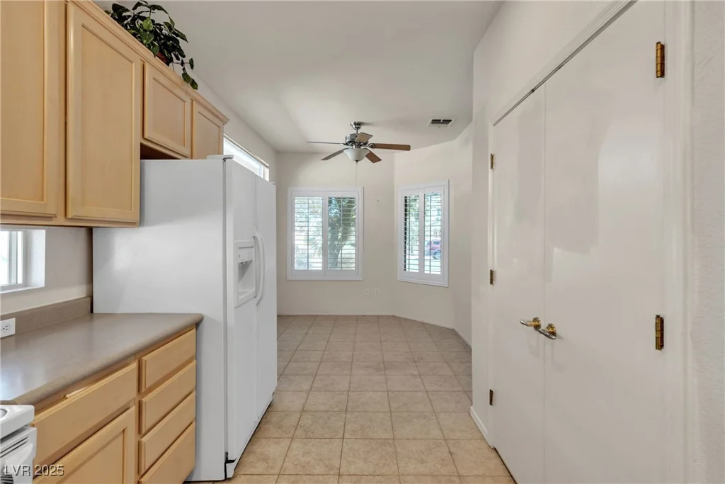 2101 Desert Woods, Henderson, NV 89012