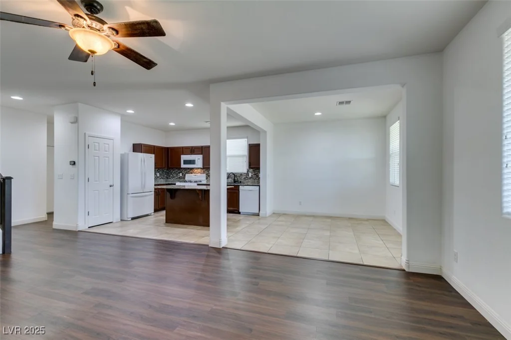 7640 Houston Peak, Las Vegas, NV 89166
